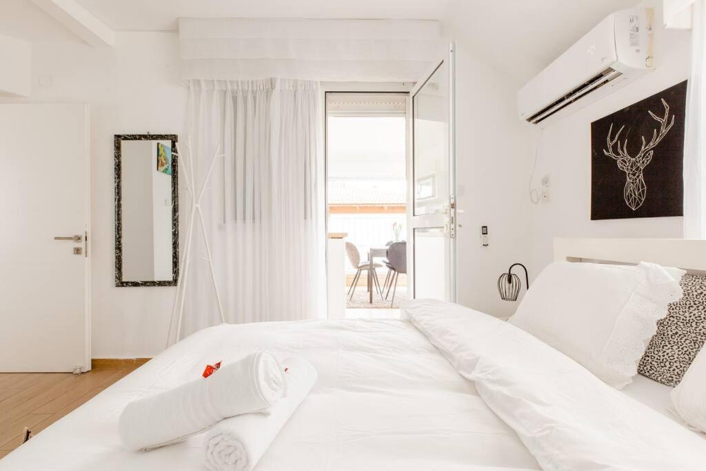 Charming Unit With Pool And Great Amenities Apartment Rishon LeZion Bagian luar foto